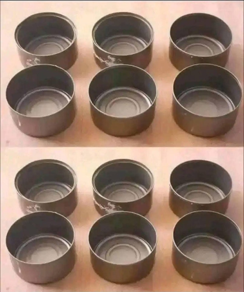 Latas de atún vacías