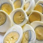 ¿Por qué los huevos duros tienen un anillo verde alrededor de la yema?