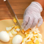 Ensalada de Aguacate, Huevos y Cebolla: Receta Saludable y Deliciosa