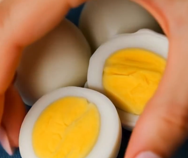 Huevos hervidos