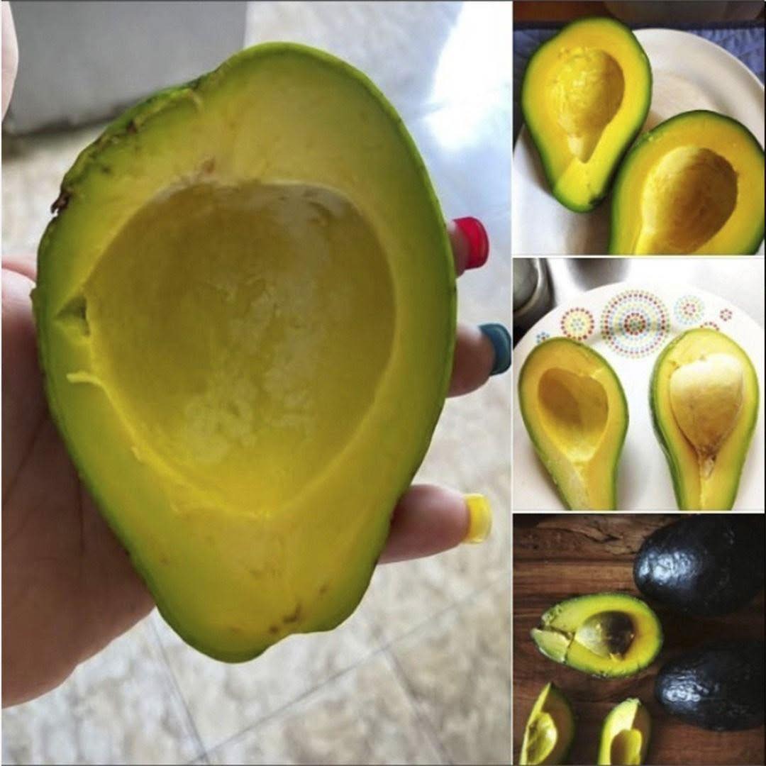 Varias mitades de aguacate saludables y frescas